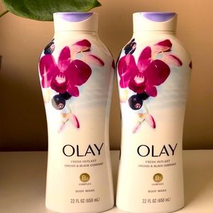 NWT Set of 2 Fresh Outlast Orchid & Black Current